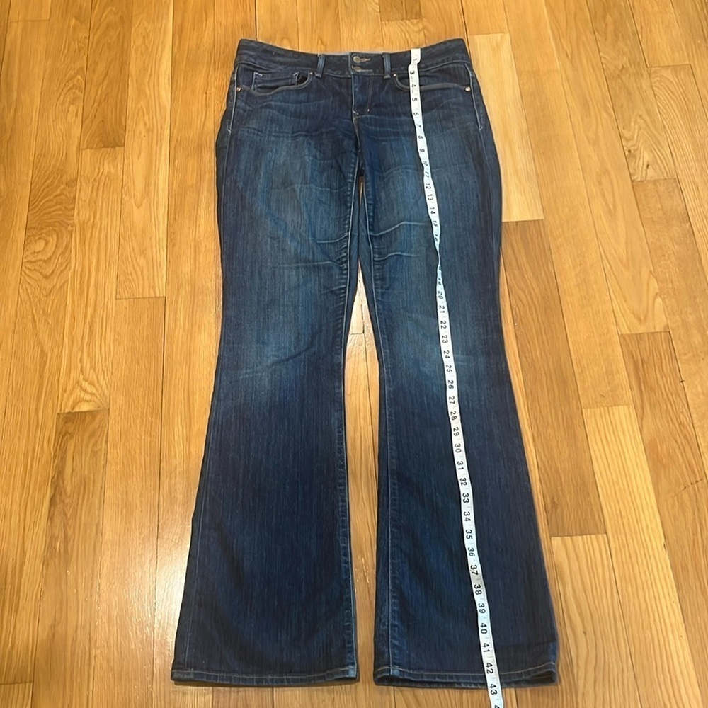 Old navy women’s perfect boot jeans size 28/6L. - Picture 10 of 10
